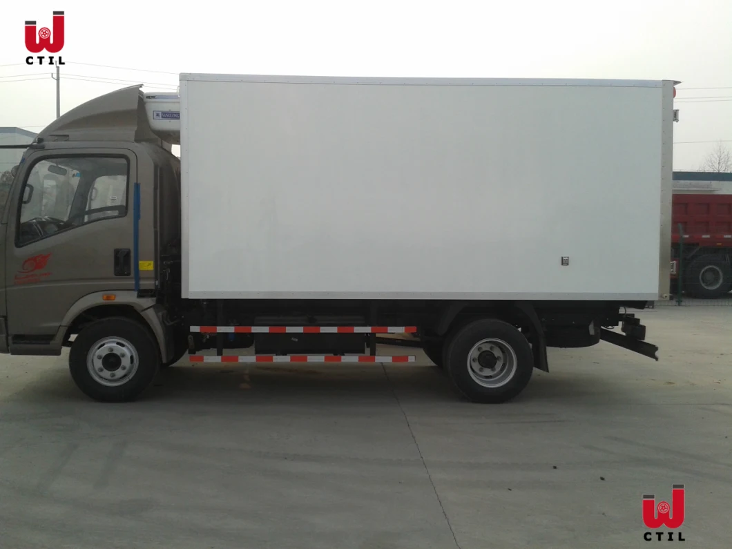 China Sinotruk/HOWO 4X2 5 Ton Carrier Freezer Cooling Cargo Van/Light/Lorry/Food/Freezer/Refrigerator Vehicle/Truck Price for Refrigerated/Freezing/Box