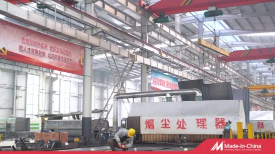 Heavy Steel Structure of The Low Bedoil/Fuel Tanker Truck Semi Trailer to Transport Cargo